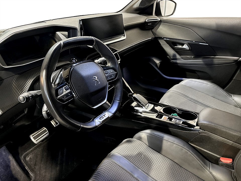 Bild på Peugeot E-208 GT 50kWh 136hk Aut - B-KAMERA, CAPLAY