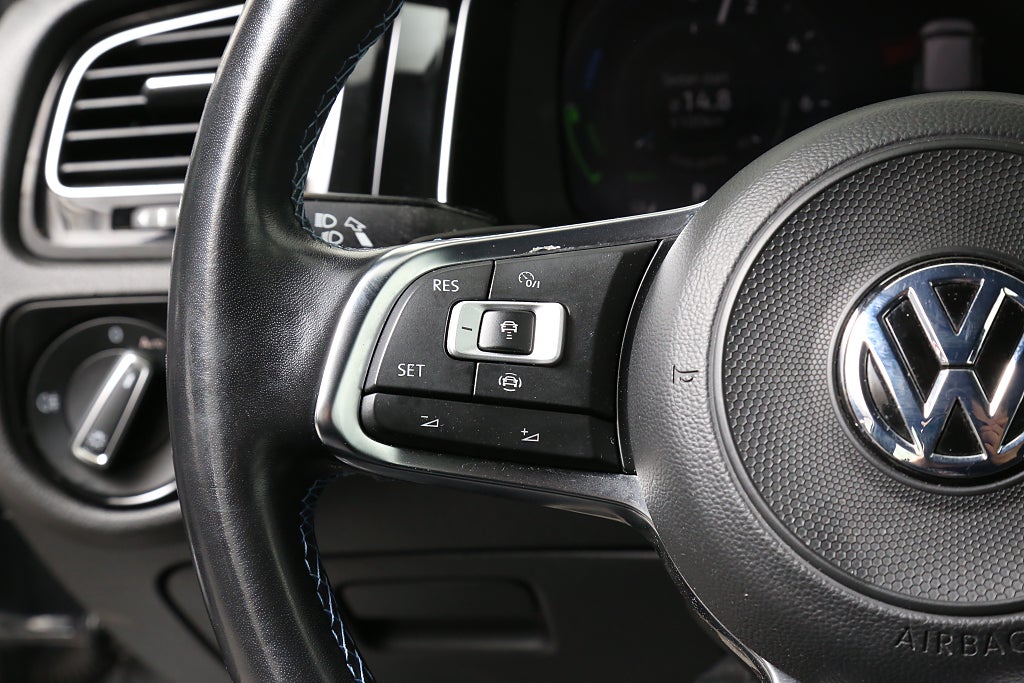 Volkswagen Golf GTE 1,4 TSI Plug-in 204hk DSG Dragkrok 2020