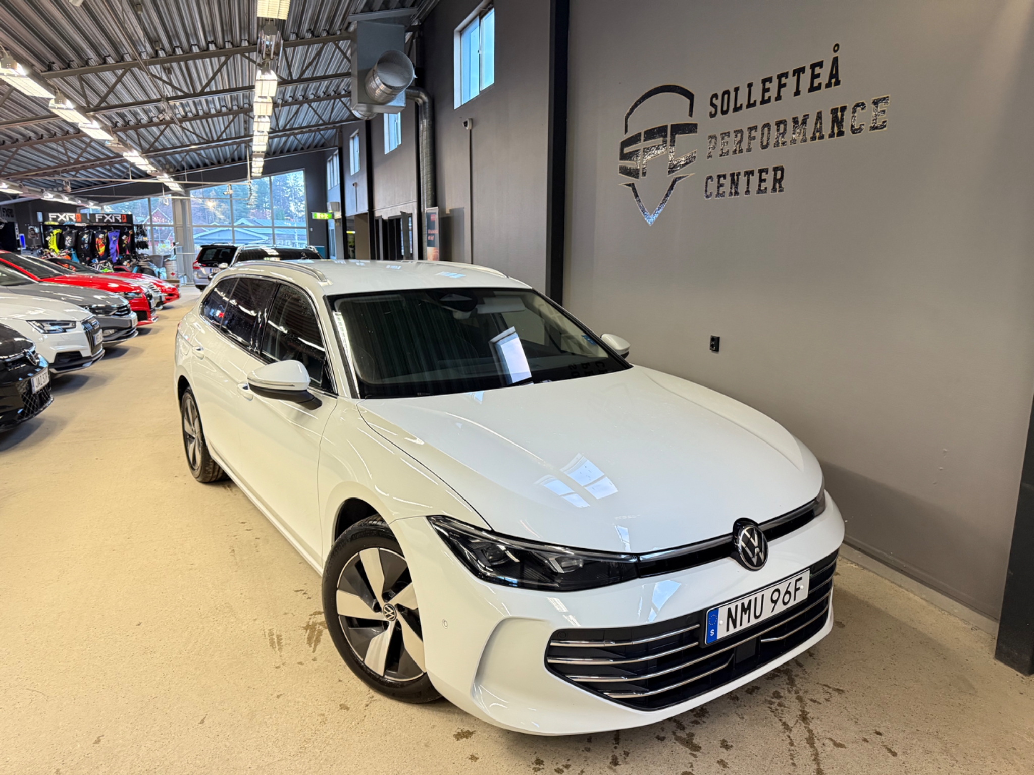 Volkswagen Passat 2024, bild 5/43