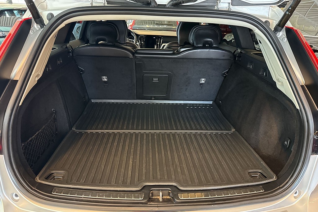 Volvo V60 Cross Country D4 AWD Geartronic Advanced SE II Kamera Drag Värmamare miniatyr 17