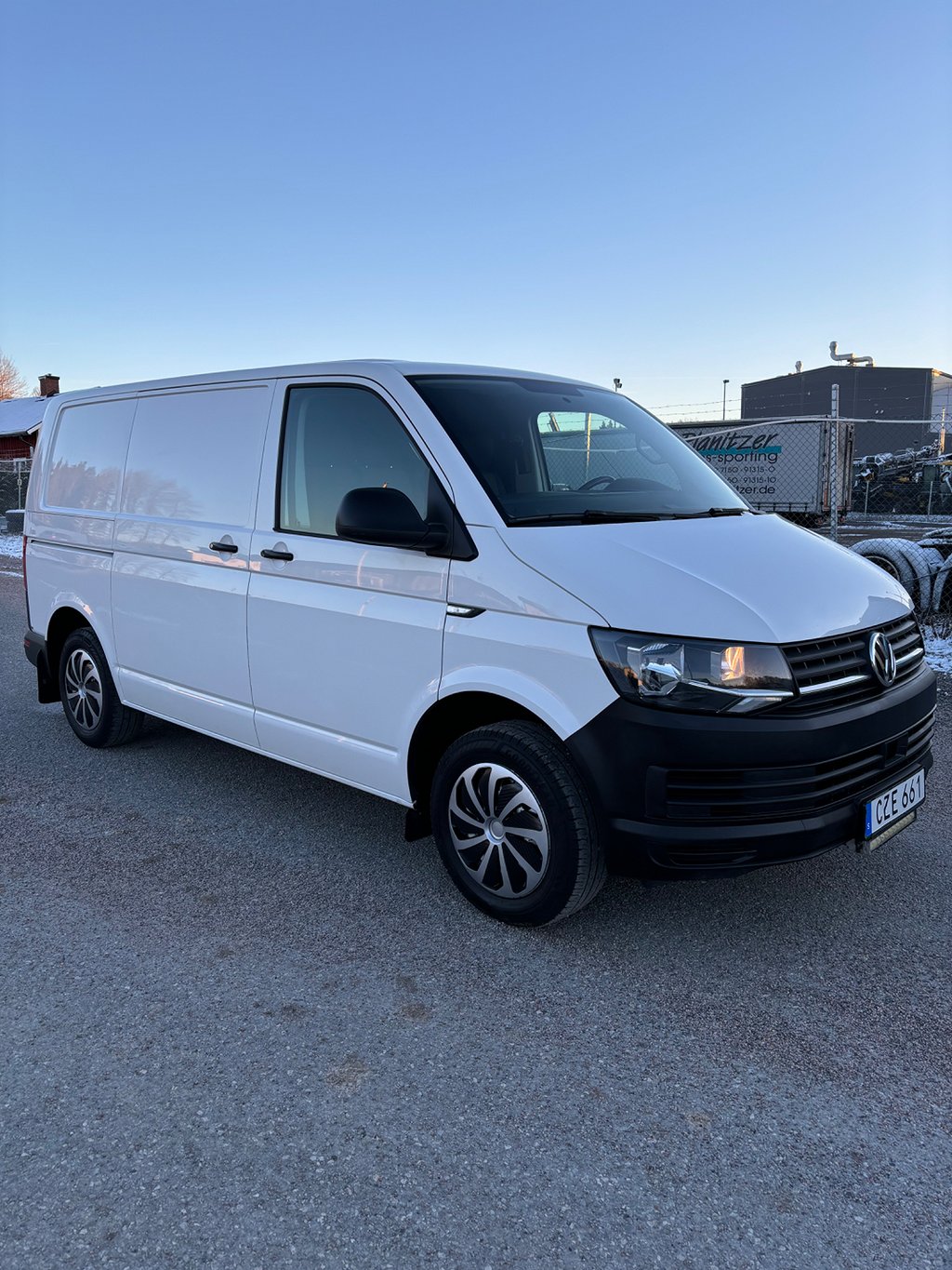 Volkswagen Transporter T28 2.0 TDI Euro 6