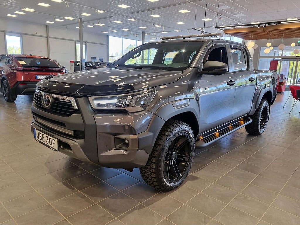 Toyota Hilux Dubbelhytt D-CAB 2,8 D-4D MHEV AUT6 4WD INVI...