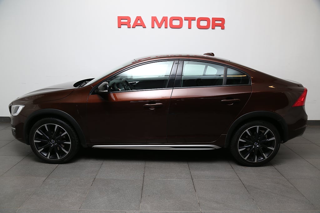 Volvo S60 Cross Country D4 190hk Summum BE VOC Dragkrok 2016