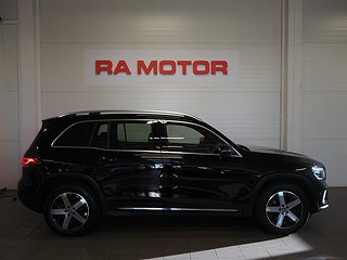 SUV Mercedes-Benz GLB 4 av 21