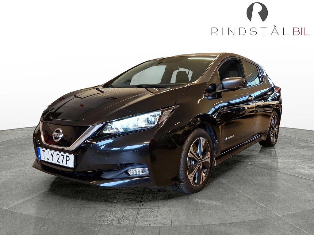 Nissan Leaf 40 kWh 150 HK AUT N-CONNECTA NAV PDC CARPLAY 17"