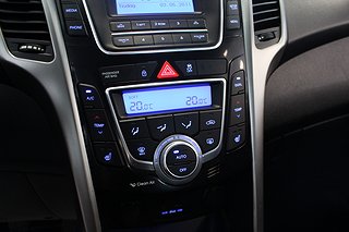 Kombi Hyundai i30 18 av 19