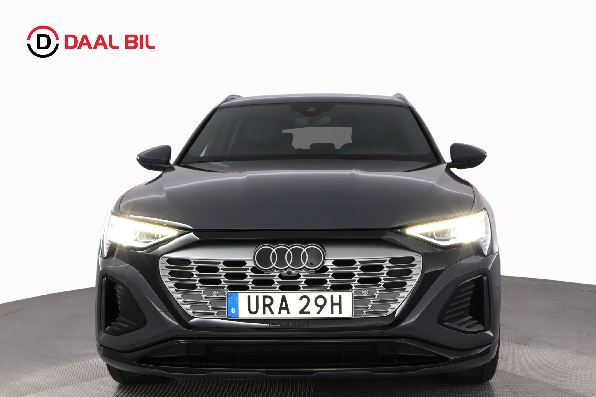 Audi Q8 e-tron 2024, bild 2/10