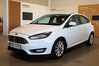 Halvkombi Ford Focus 1 av 20