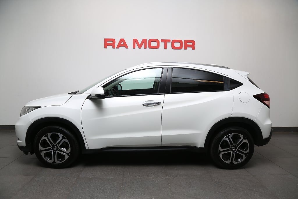 Honda HR-V 1,5 i-VTEC 131hk Executive Aut Keyless Panorama 1ägare