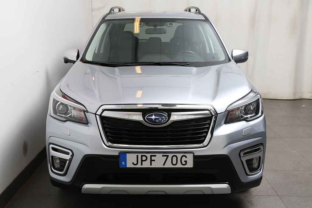 Subaru Forester 2,0i e-Boxer Ridge AWD Aut Skinn 1ägare Motorvärmare 2020