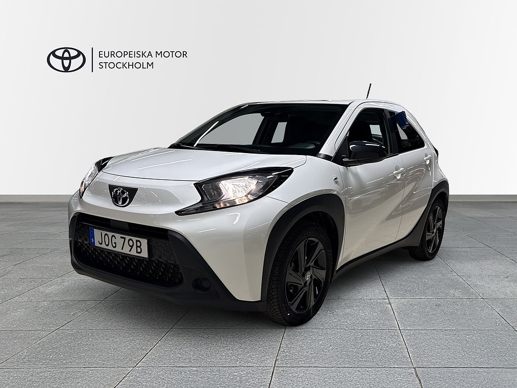 Toyota Aygo X 1.0 S-CVT Play / 835mil / V-Hjul
