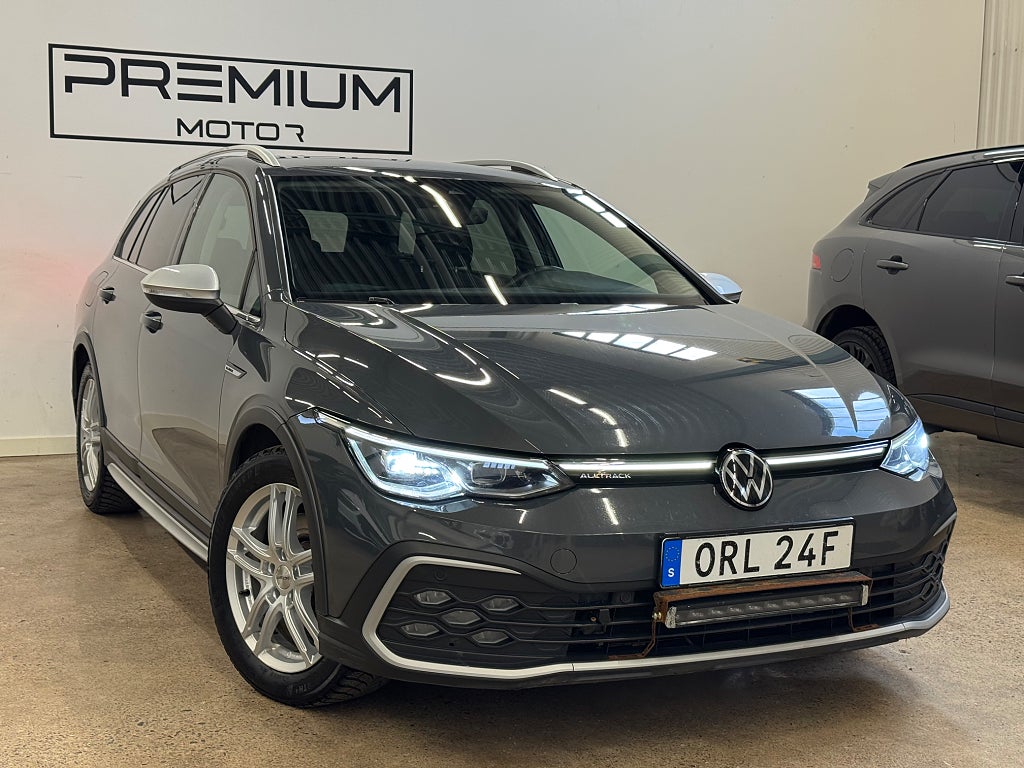 Volkswagen Golf Alltrack 2.0 TDI DPF SCR 4M B-Kamera, Drag, P-Värmare 200hk