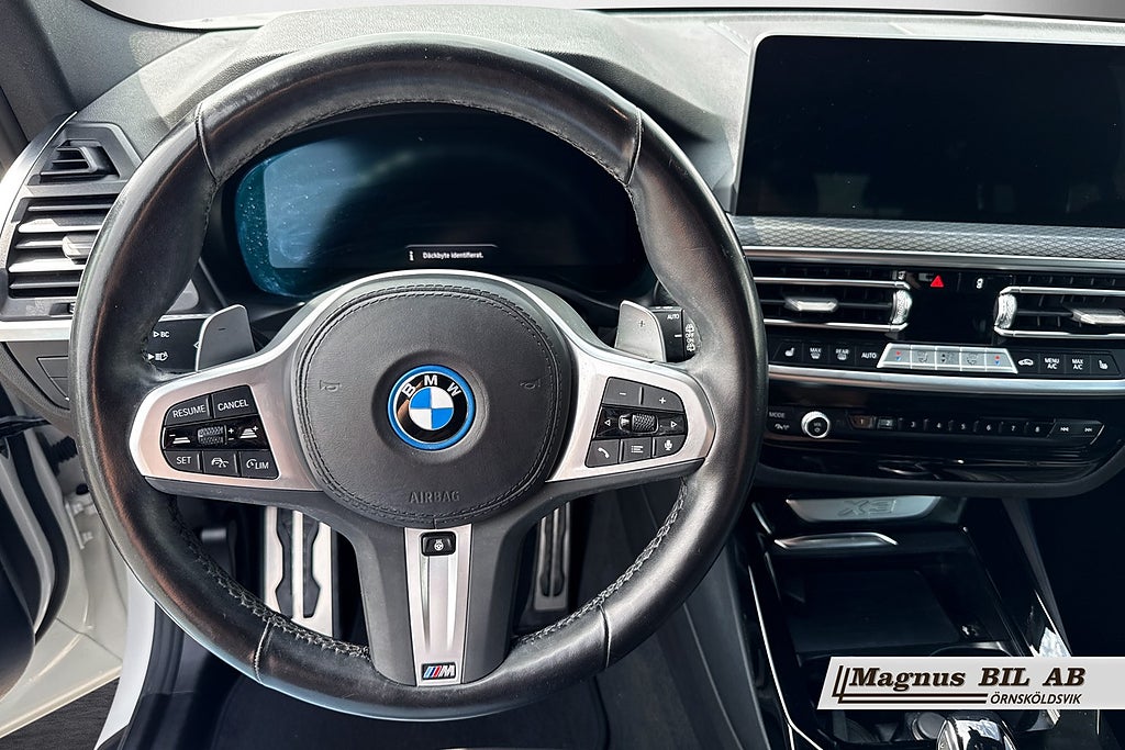 BMW X3 xDrive30e Aut M-Sport Hifi Kamera Navi P-värmare Moms  miniatyr 8