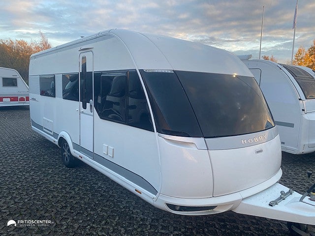 Hobby 560 WLU premium *Truma / Mover / Långbädd*