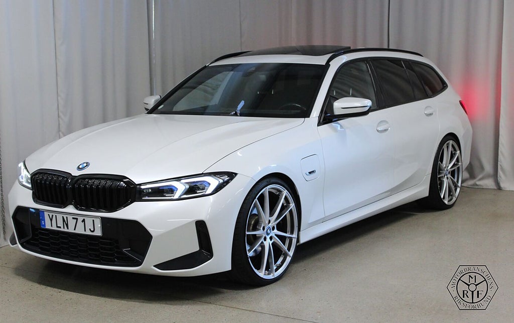 BMW 330e 292HK, M Sport, Drag, 21 TSW, Panorama, 