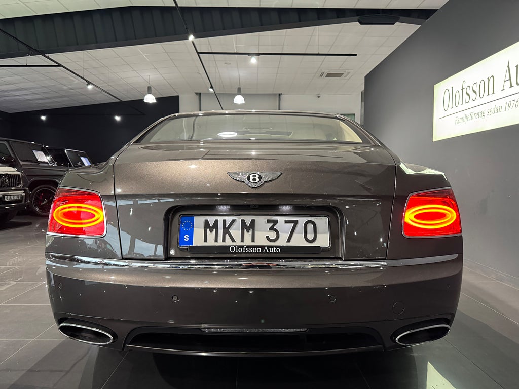 Bentley Flying Spur W12 6.0 W12 Endast 1275 mil - bild 18