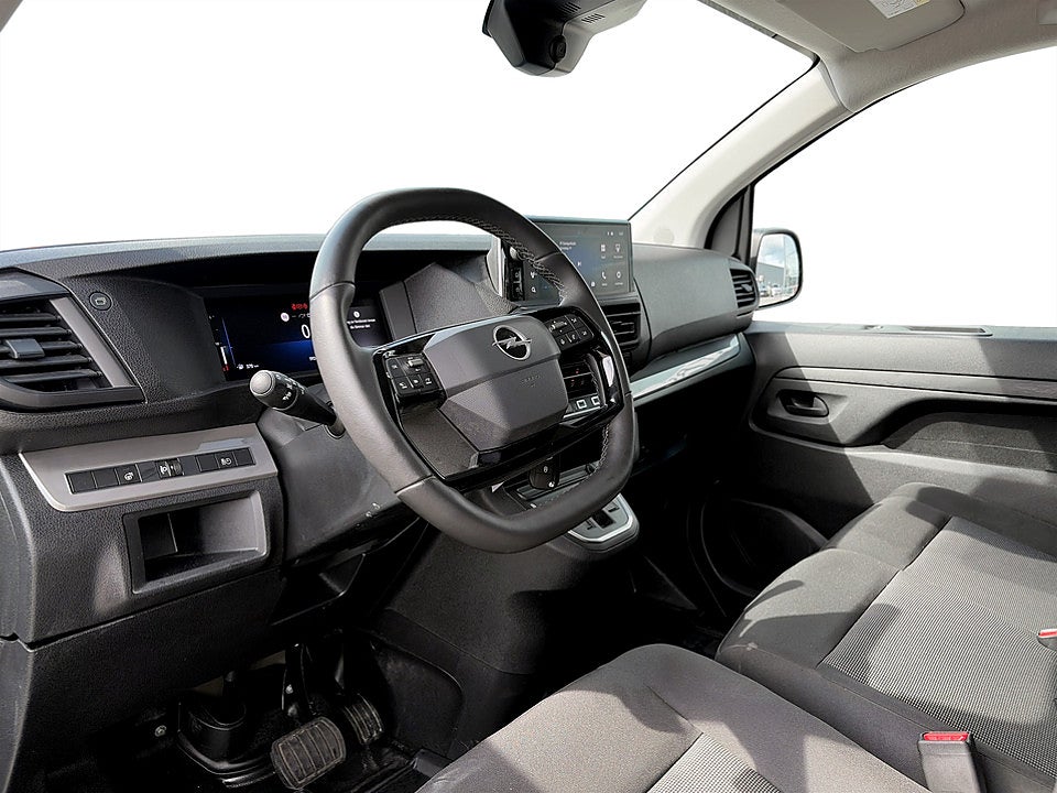 Bild på Opel Vivaro 2.0 BHDi 145hk Aut L3 VÄRMARE DRAG B-KAMERA
