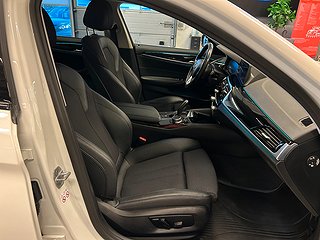 BMW 520 d xDrive Touring Drag/Kamera/MoK-värm/Rattvärme/Navi