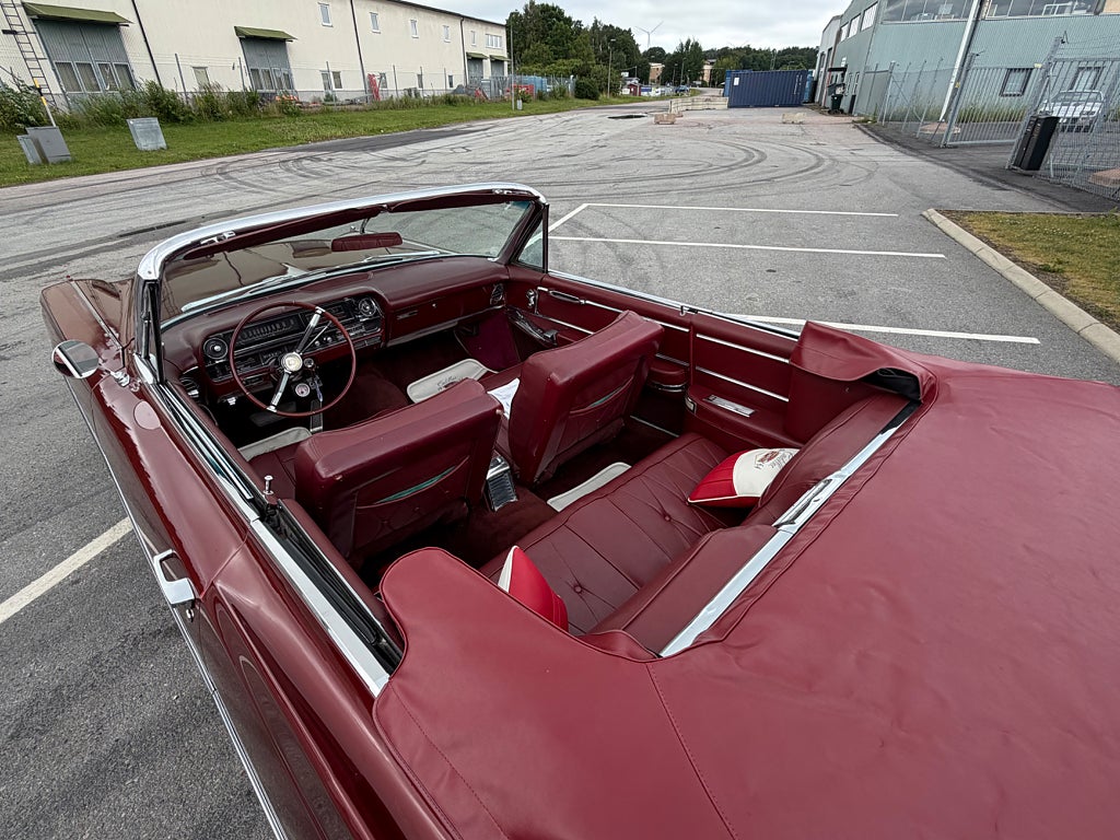 Cadillac Convertible de Ville 7.0 0kr insats 3230kr/mån