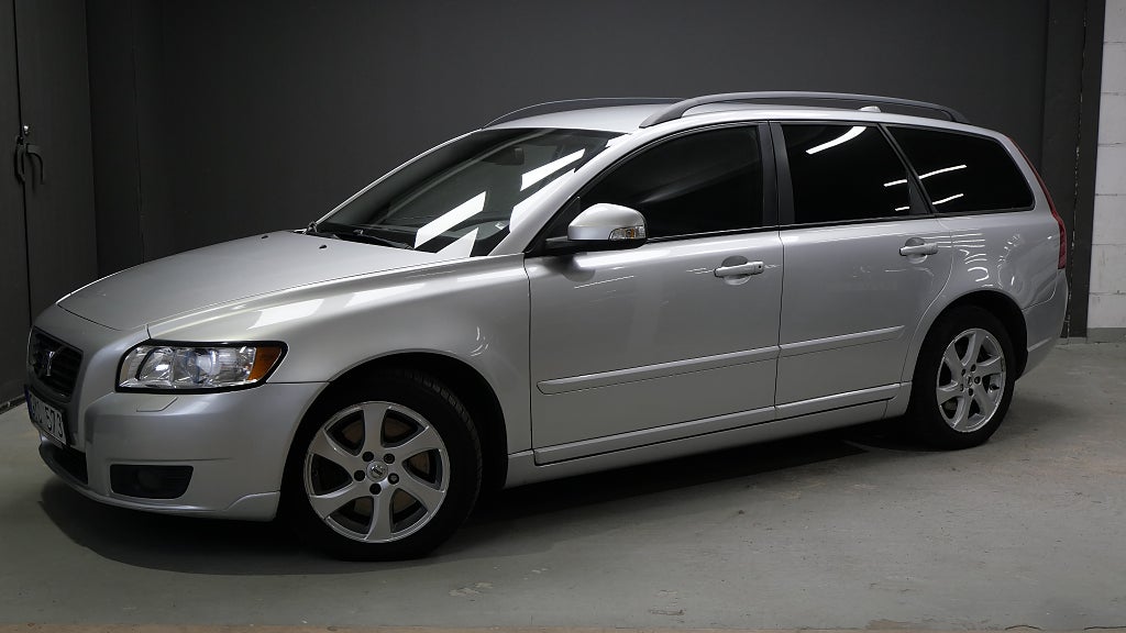 Volvo V50 2.0D Powershift Momentum Dragkrok Värmare Automat
