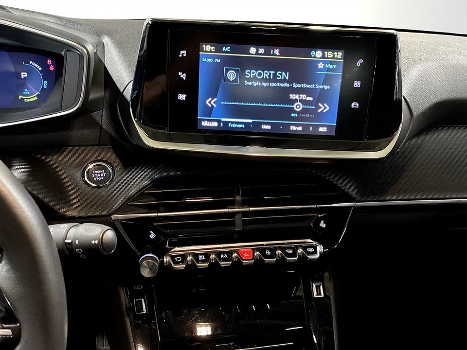 Bild på Peugeot E-208 Allure Pack 50kWh 136hk Aut B-KAMERA CARPLAY