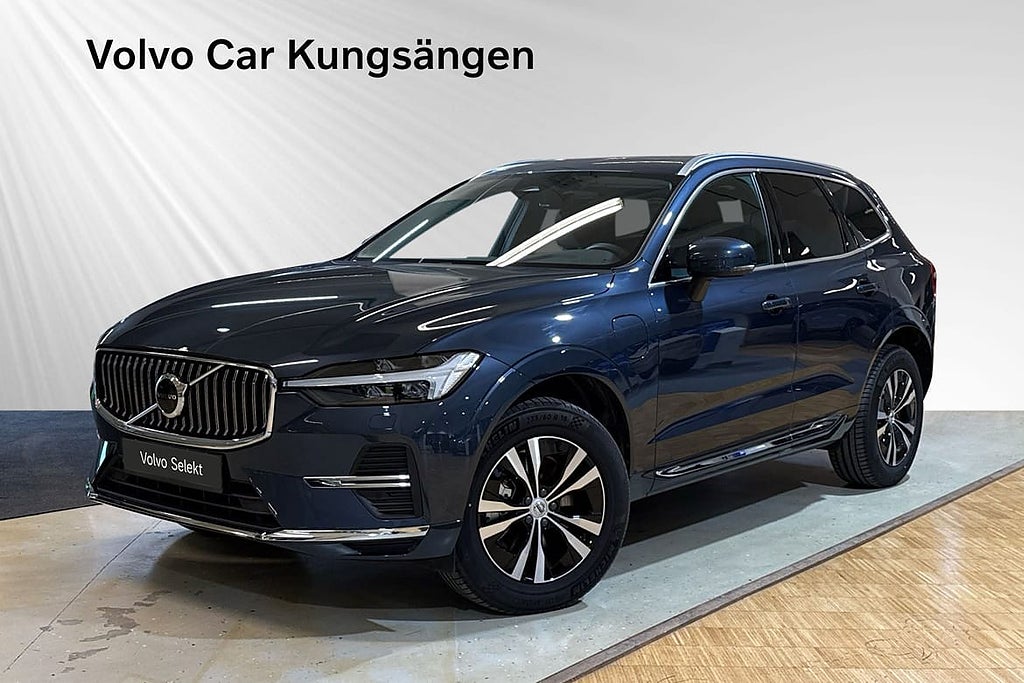 Volvo XC60 T6 Core Edition H/K PANORAMA (SELEKT)