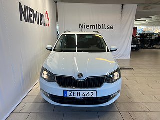 Skoda Fabia Kombi 1.0 TSI Style Mvärmare/P-sensor/S&V-däck