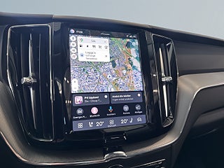 Volvo XC60 T6 Plug-In Hybrid AWD Plus Dark S&V-hjul/Drag/Pano/Skin