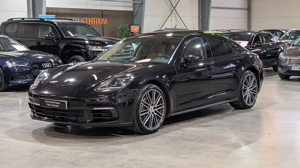 Porsche Panamera 4S PDK Sport Chrono Pano Drag Navi 441hk
