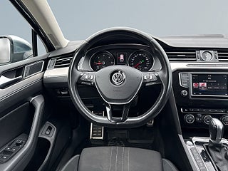 Volkswagen Passat Alltrack 2.0 TDI 4M Alltrack Kamera/Drag/M&D-värmare/CarPlay – bild 9
