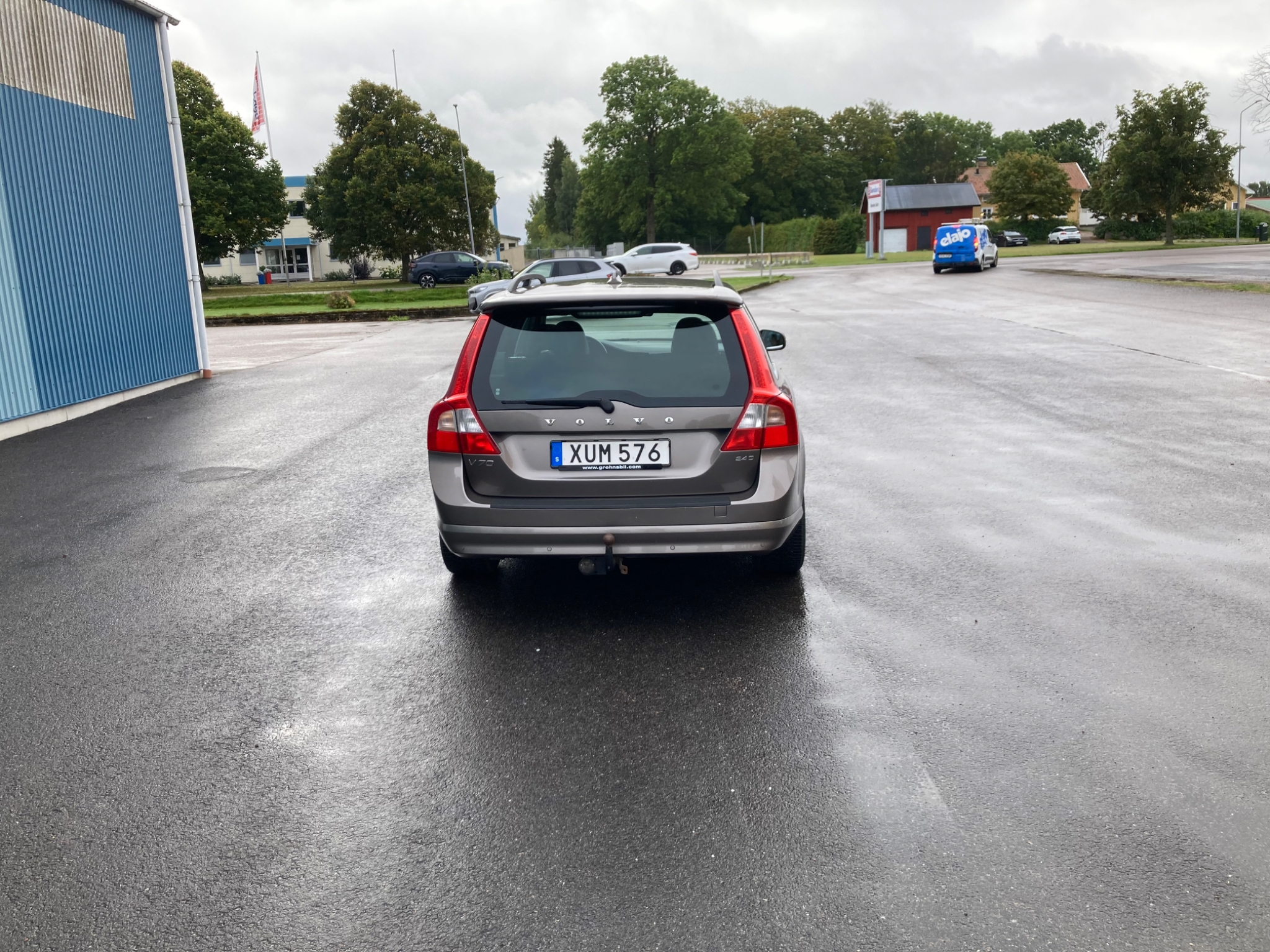 Volvo V70 2010, kuva 6/10