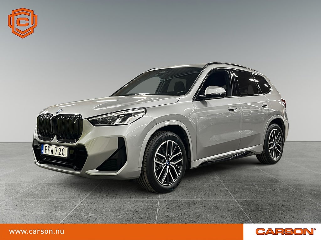 BMW iX1 i xDrive30 M Sport HarmanKardon Panorama Elstolar Nav