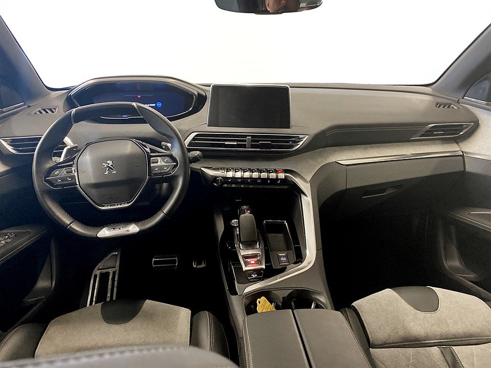 Bild på Peugeot 3008 GT Hybrid4 300hk Aut AWD - 360,ELSTOL,NAV