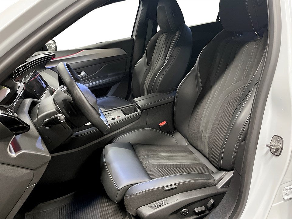 Bild på Peugeot 308 5D GT 1.2 PT 130hk Aut - EN ÄGARE, B-KAMERA