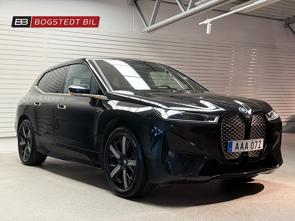 BMW iX M60 xDrive 540hk Exclusive | Se utrustning