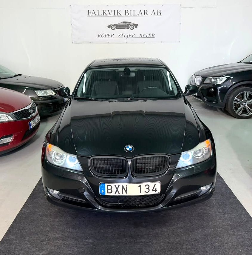 BMW 320I Sedan Comfort, Dynamic Euro 5/ Välservad / Nybes / Auto