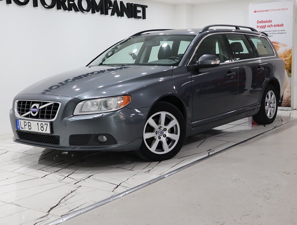 Volvo V70 D3  Momentum Värmare Parkeringshjälp 2-Ägare