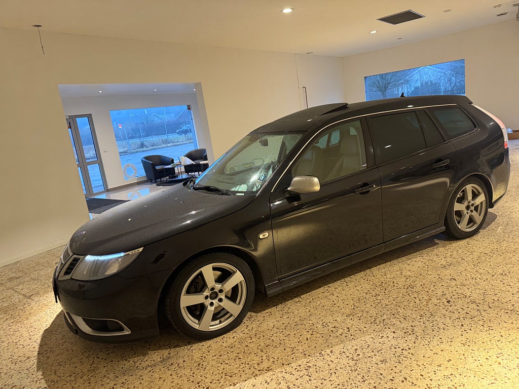 Saab 9-3  2.8 Turbo V6 Aero välvårdad 