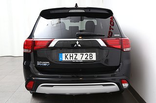 SUV Mitsubishi Outlander 8 av 19