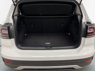 Volkswagen T-CROSS 1.0 TSI S&V-hjul/Psens – bild 13