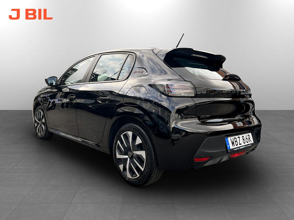 Bild på Peugeot 208 Style Hybrid 100hk Aut CARPLAY BACKSENSORER