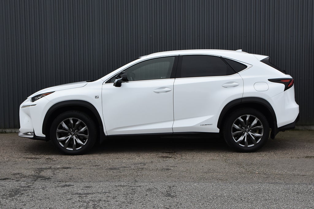 Lexus NX300h 2017 - miniatyr 6