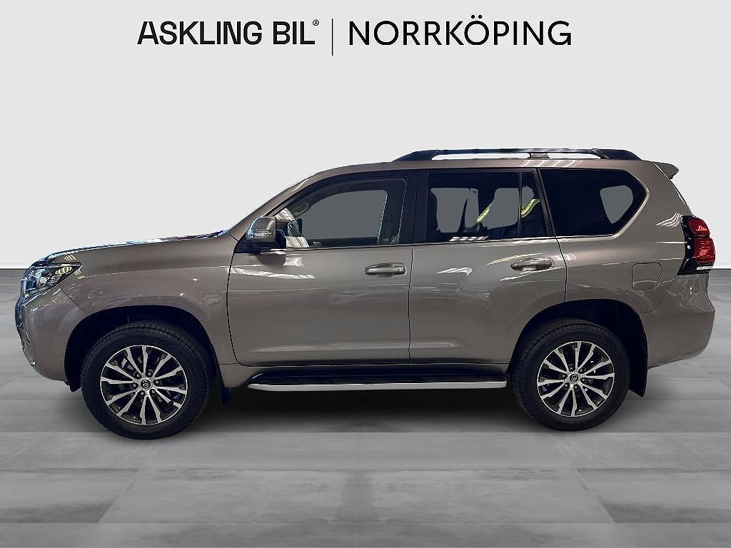 Toyota Land Cruiser 2020 - miniatyr 3