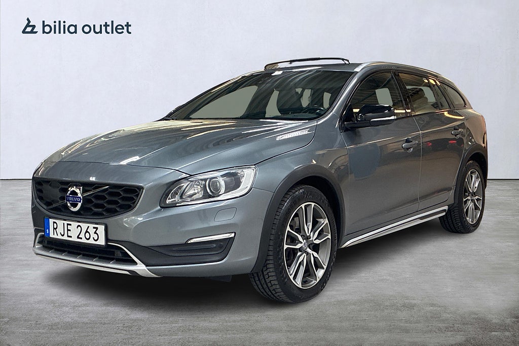 Volvo V60 Cross Country D4 AWD BusinessAdv Summum 190hk Taklucka Navi Drag BLIS