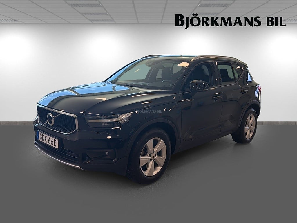 Volvo XC40 Momentum Pro AWD T4