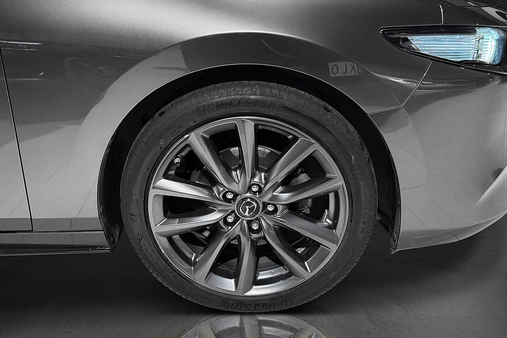 Mazda 3 2.0 M Hybrid 122hk Tech |Bose|HUD|Kamera| 2019