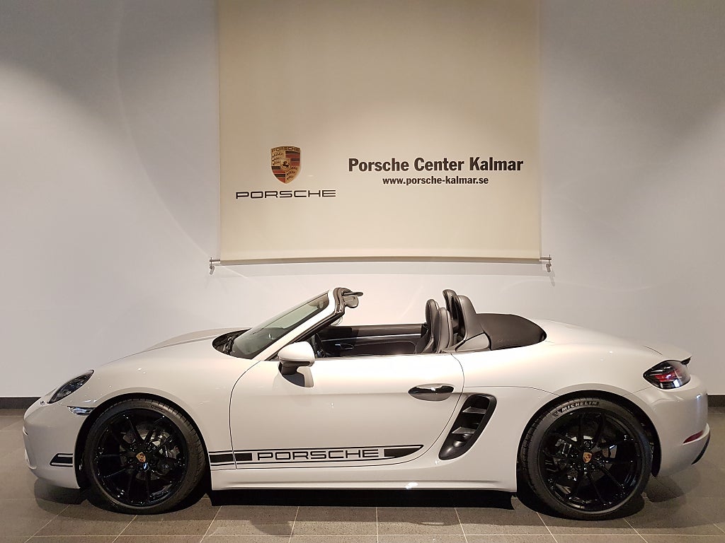 Porsche 718 Style Edition MOMS Se Spec 600 mil