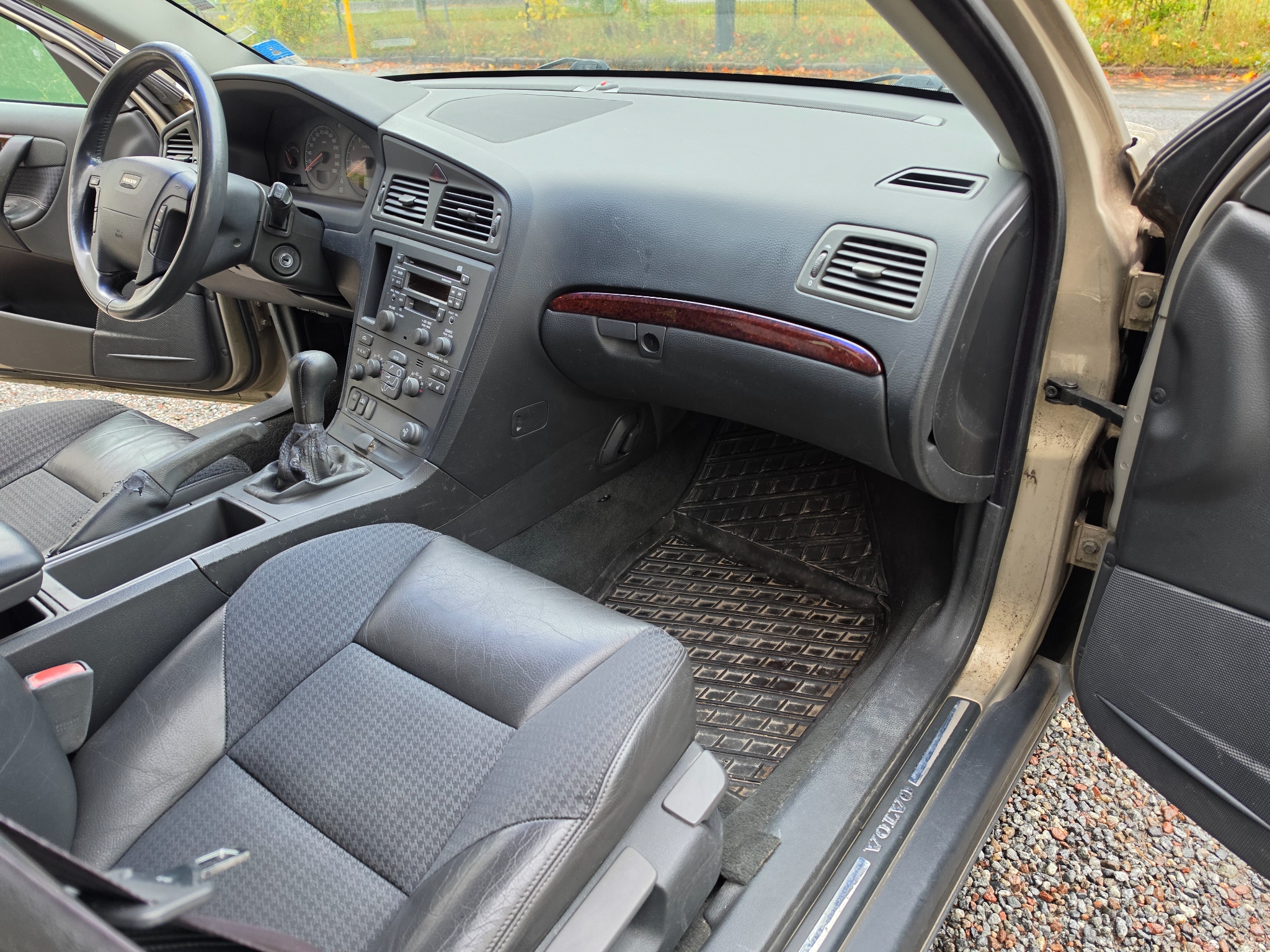Volvo V70 2.4 2001, photo 7/10