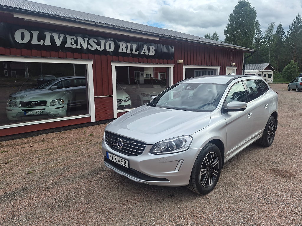 Volvo XC60 2017 - miniatyr 2