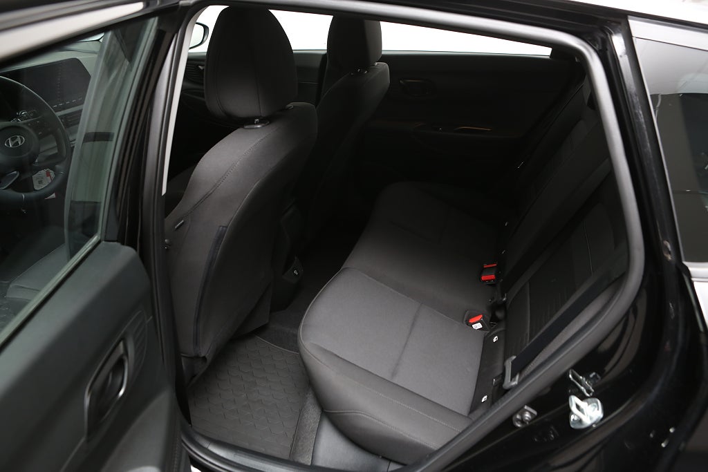 Hyundai Bayon 1.0 T-GDI Essential | Aut | Moms | 2025